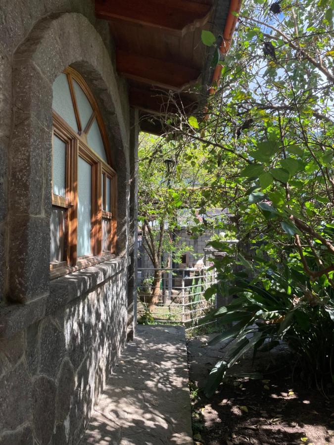 Casa Qatzij Hotel San Lucas Tolimán Buitenkant foto