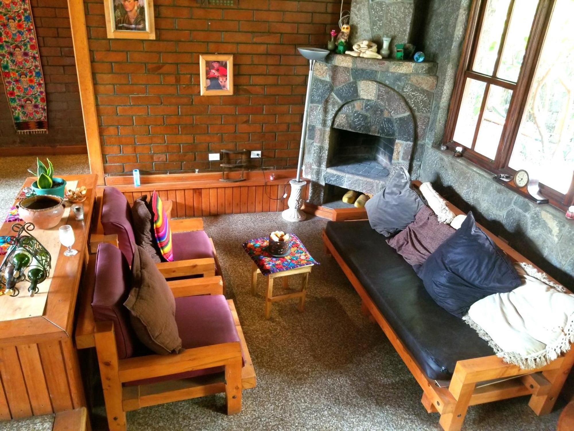 Casa Qatzij Hotel San Lucas Tolimán Buitenkant foto